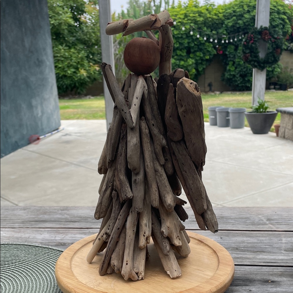 Driftwood Angel Sculpture - Natural Tones - Picture 3 of 8